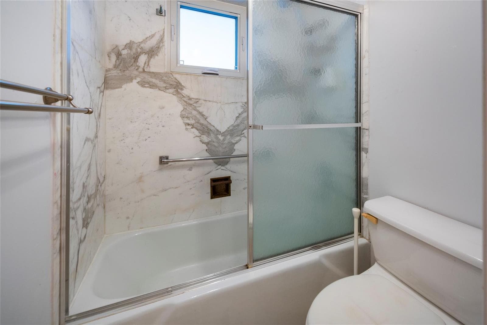 3333 NE 36th Street 6 photo 16