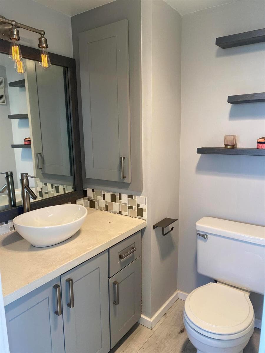 3215 S Ocean Boulevard 402 photo 13