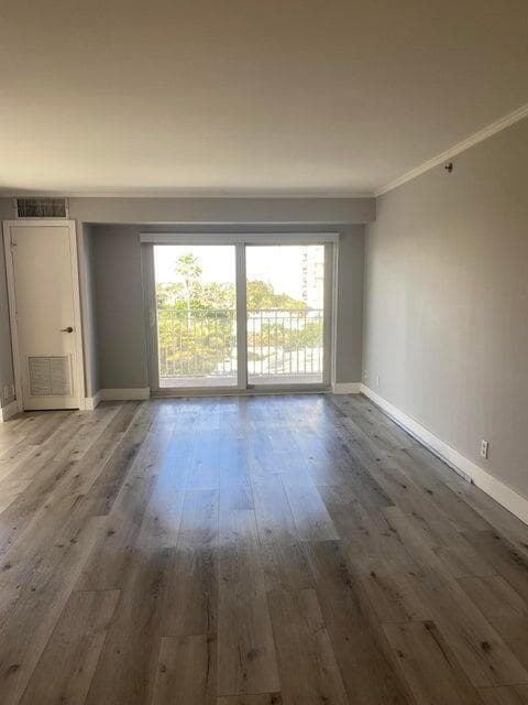3215 S Ocean Boulevard 402 photo 7