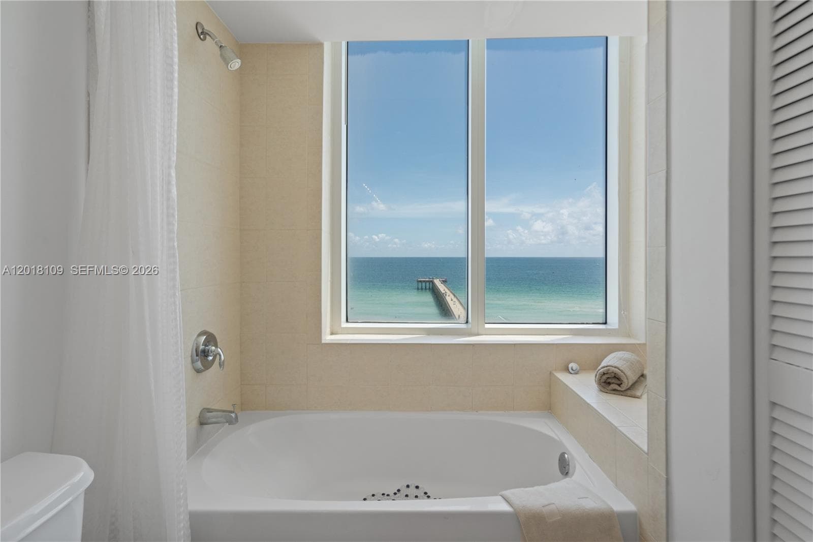 16699 Collins Ave 702 photo 7