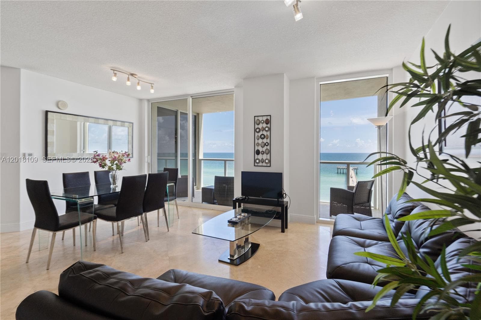16699 Collins Ave 702 photo 4