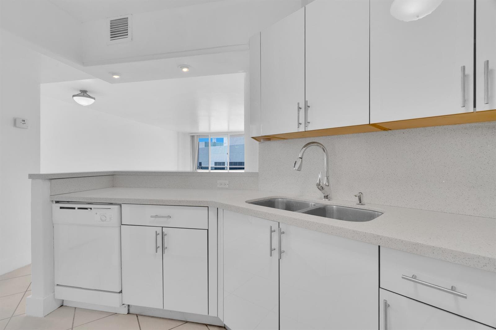 3725 S Ocean Drive 1215 photo 20