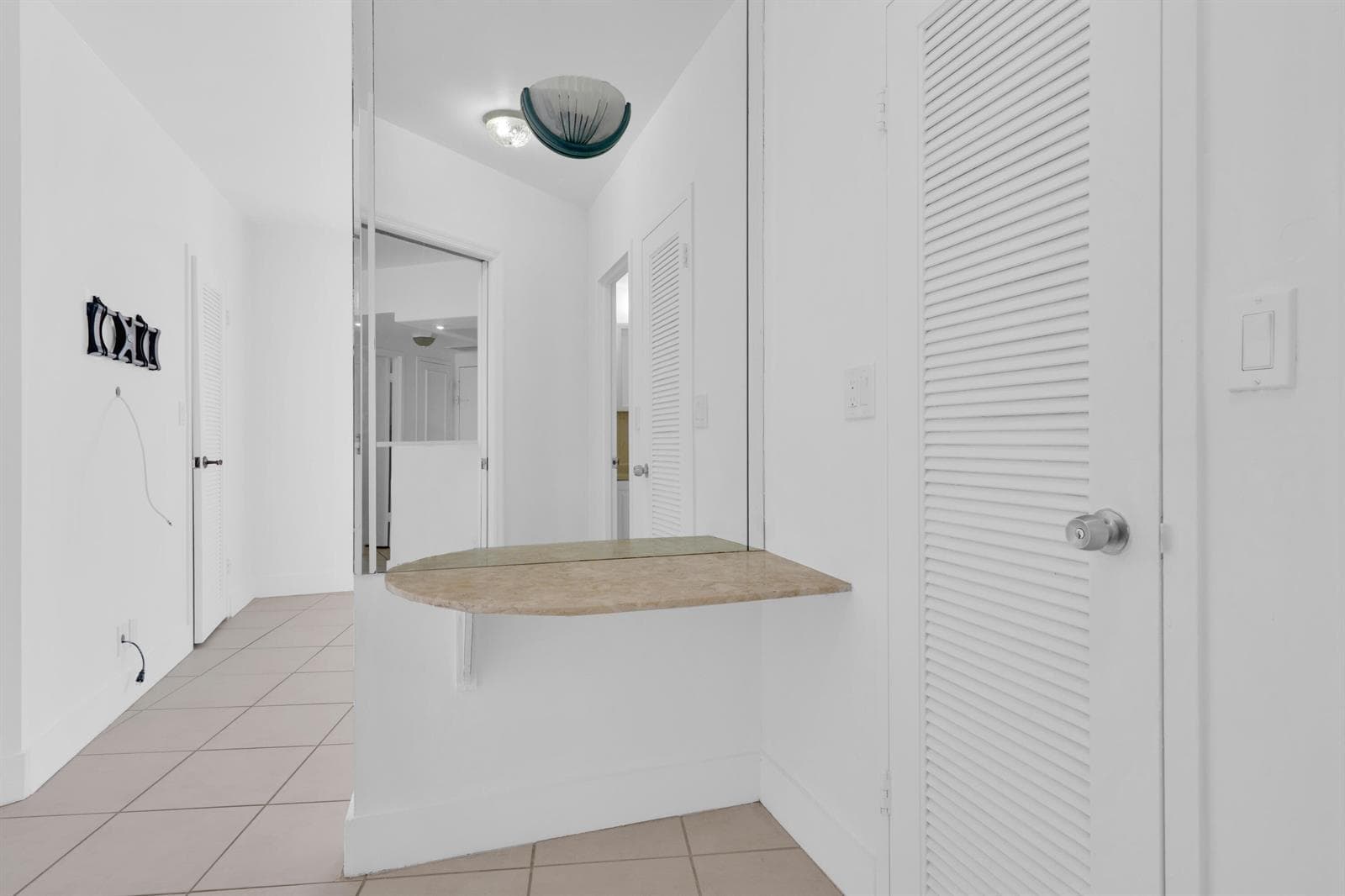 3725 S Ocean Drive 1215 photo 8