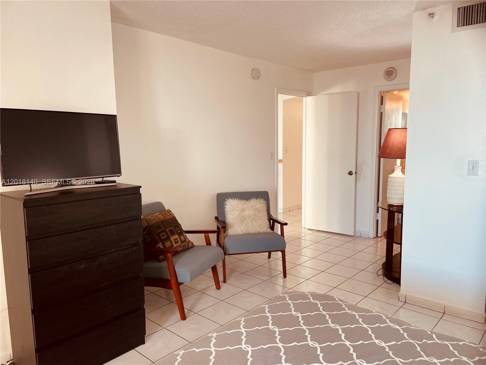 2555 Collins Ave 1804 photo 9