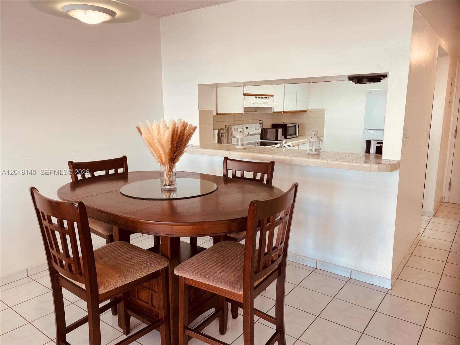 2555 Collins Ave 1804 photo 4