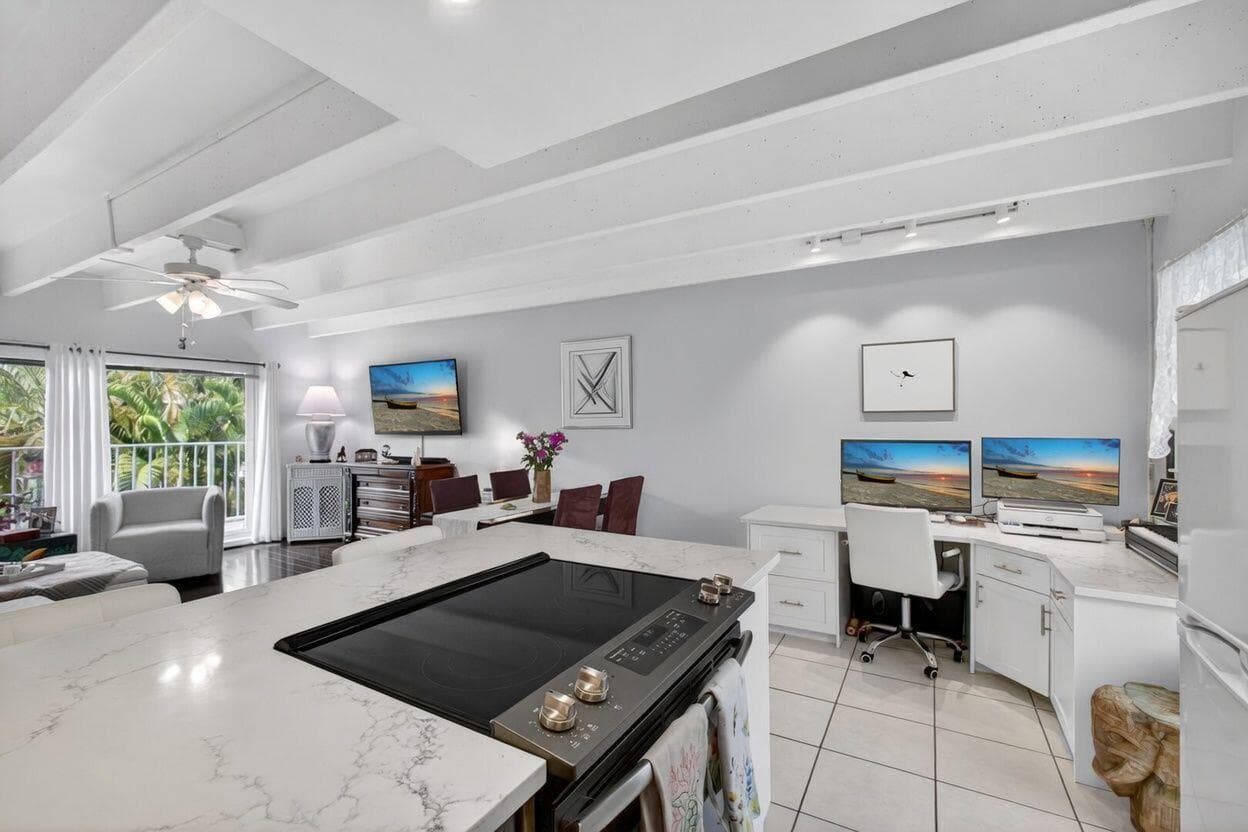4001 S Ocean Boulevard 218 photo 1