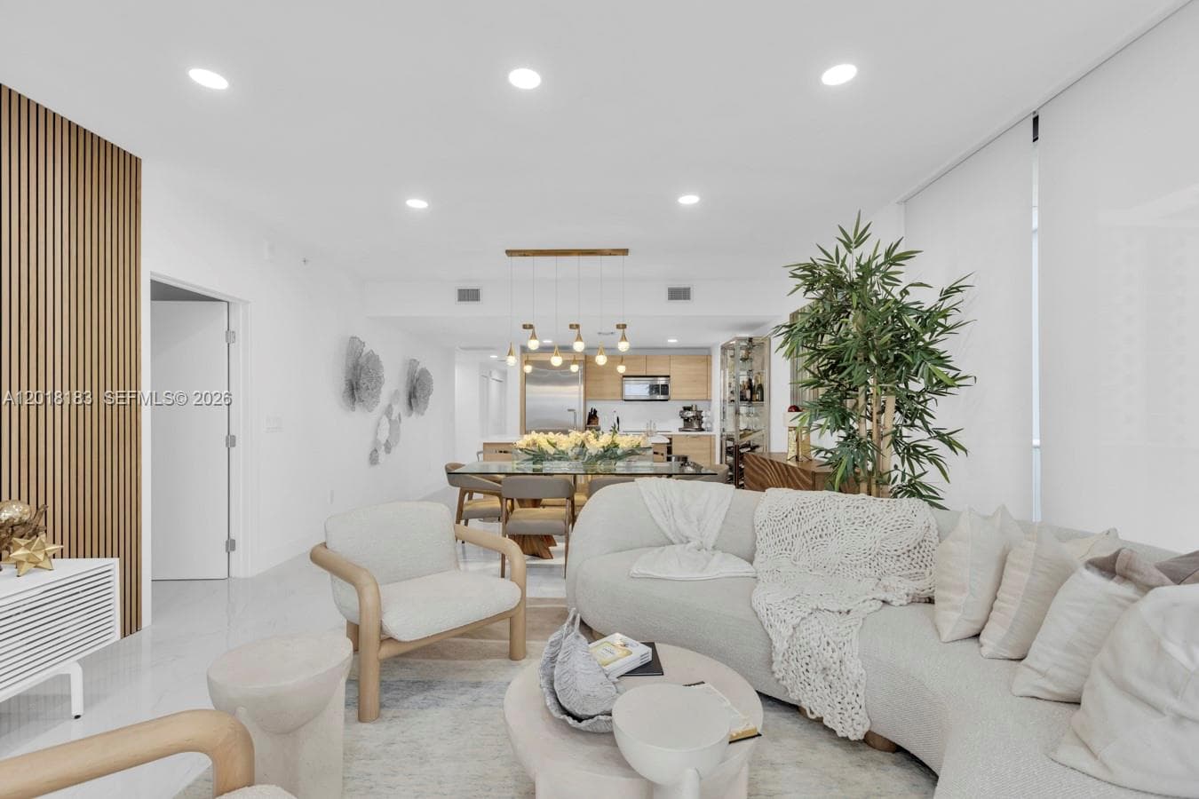 16385 Biscayne Blvd 2101 photo 7