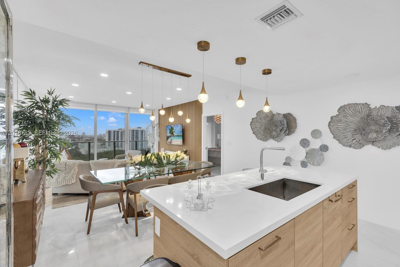16385 Biscayne Blvd 2101 photo 11