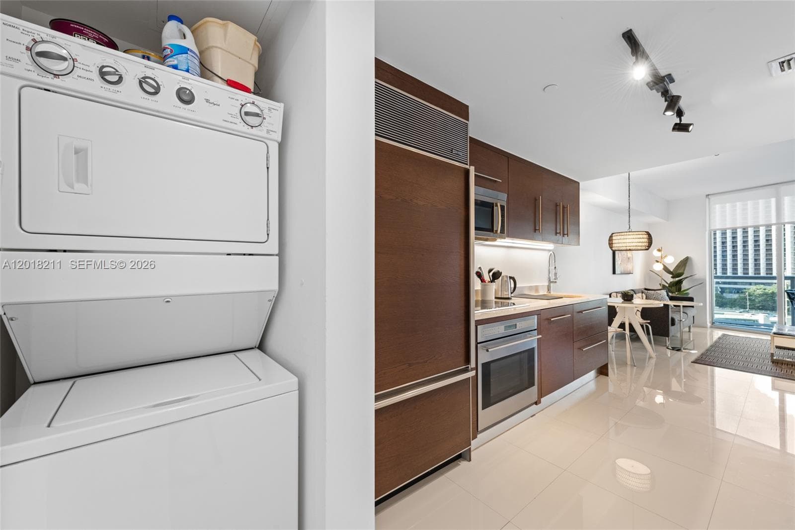 465 Brickell Ave 904 photo 4