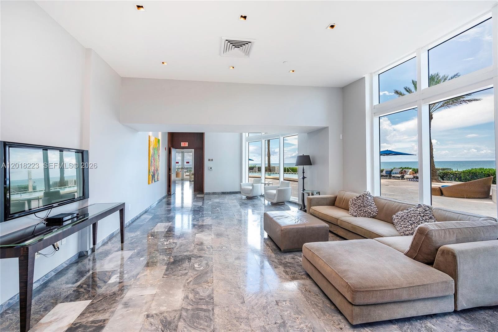17201 Collins Ave 506 photo 23