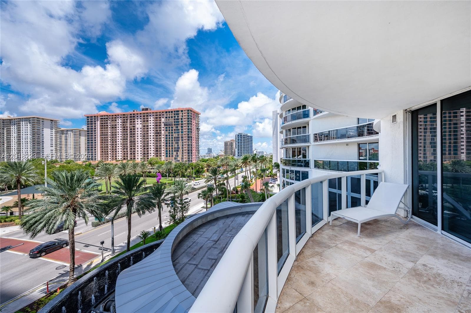 17201 Collins Ave 506 photo 20
