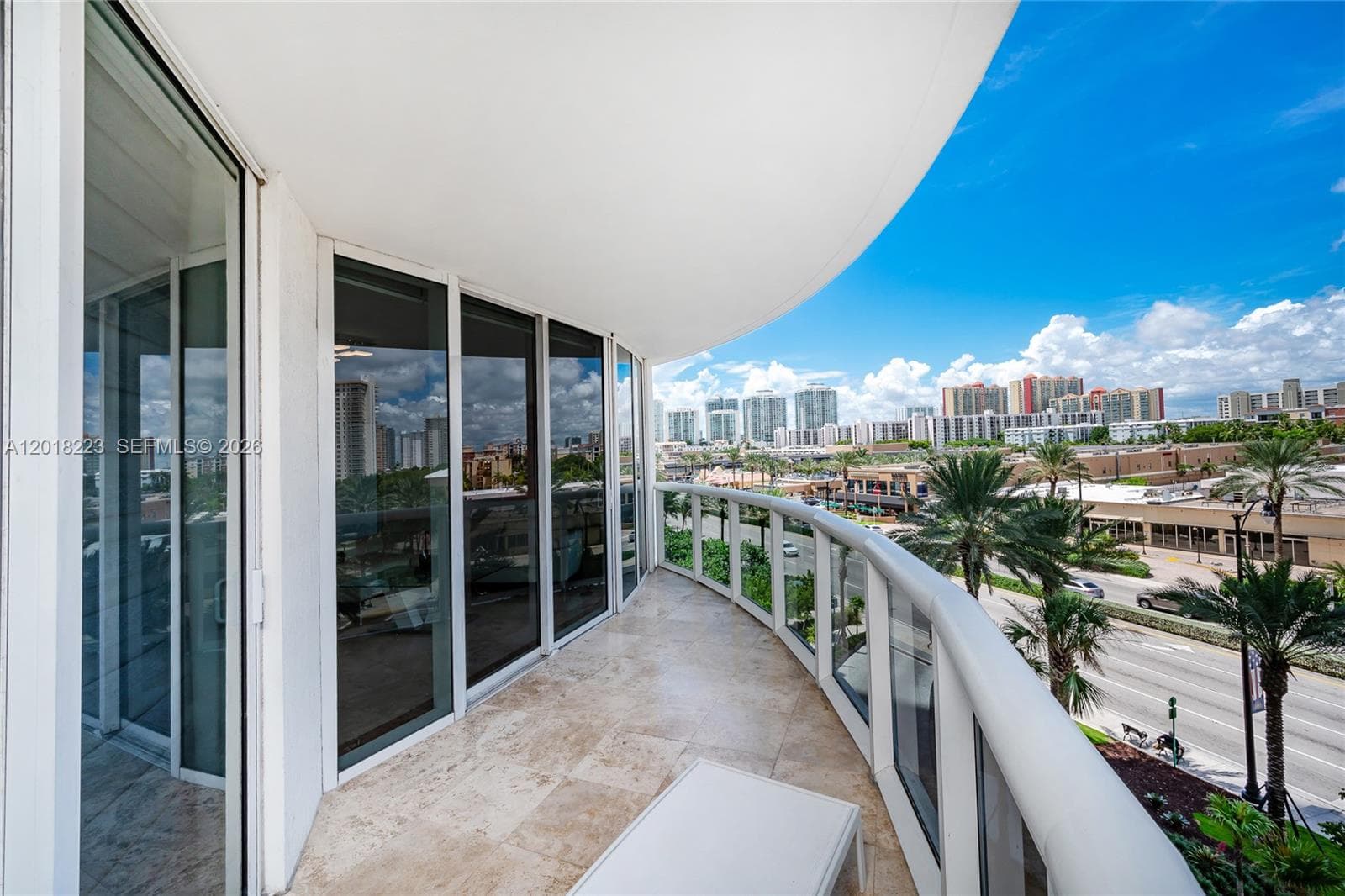 17201 Collins Ave 506 photo 10