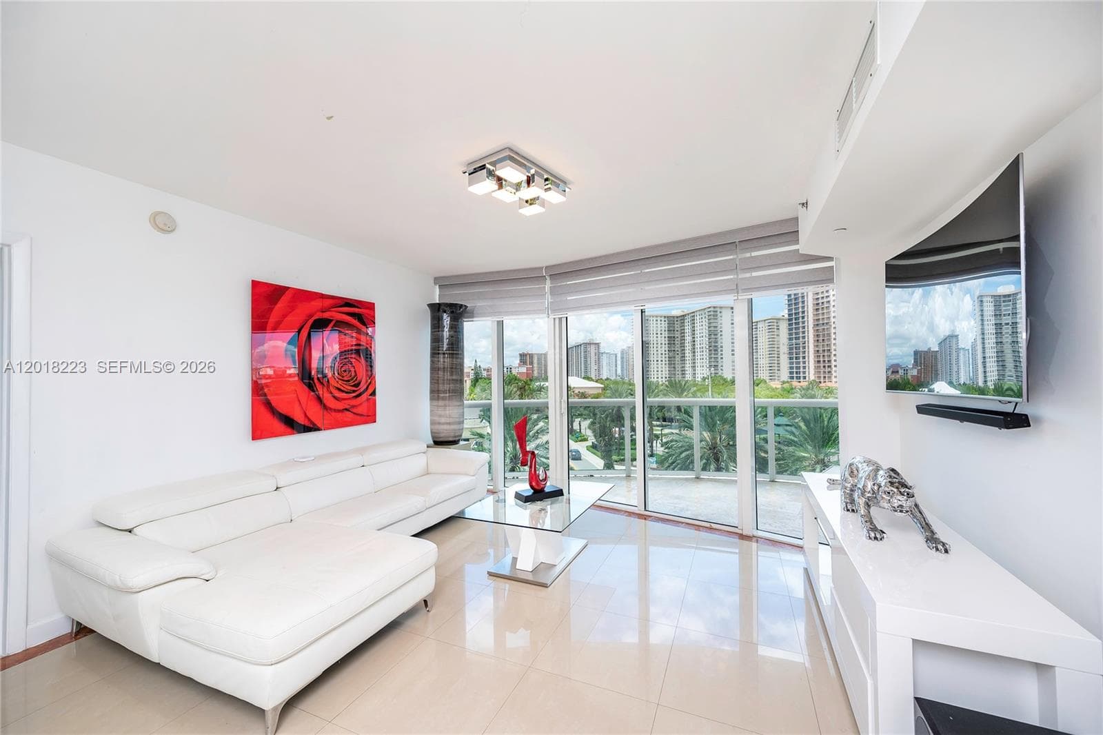 17201 Collins Ave 506 photo 8