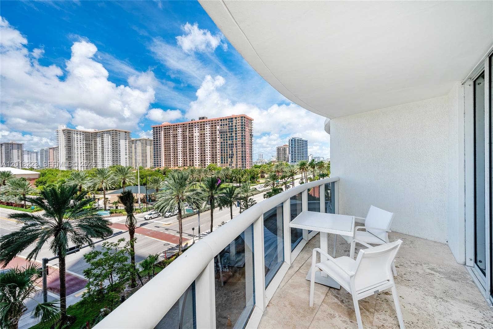 17201 Collins Ave 506 photo 21