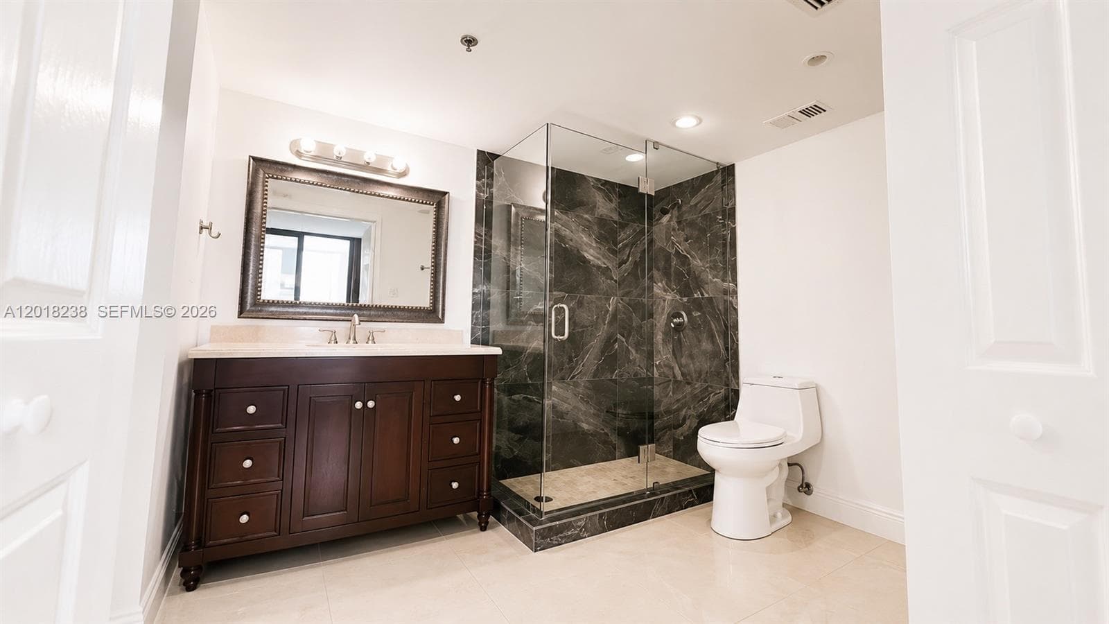 1621 Collins Ave 310 photo 20