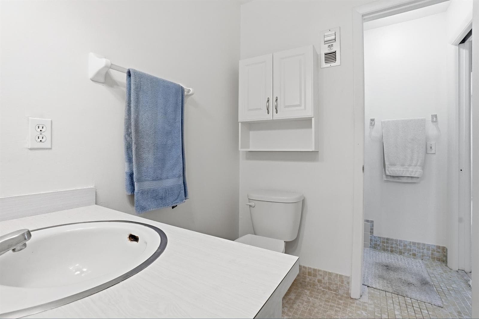 1300 Seaway Drive D6 photo 23