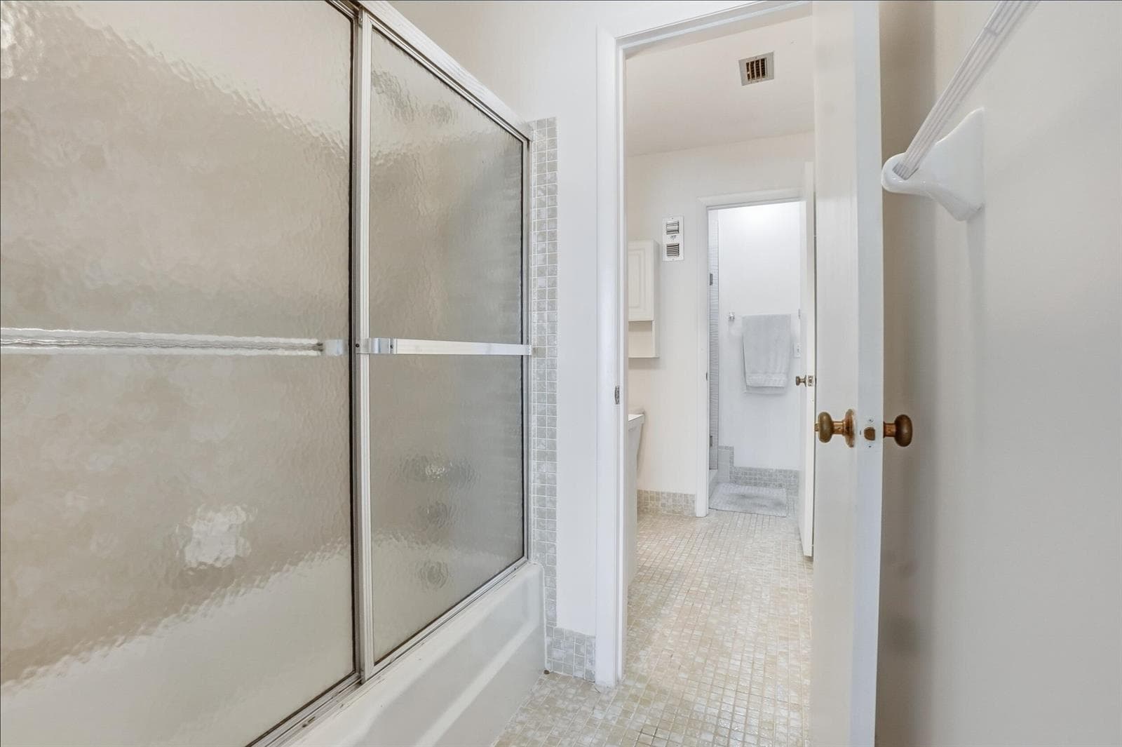 1300 Seaway Drive D6 photo 22