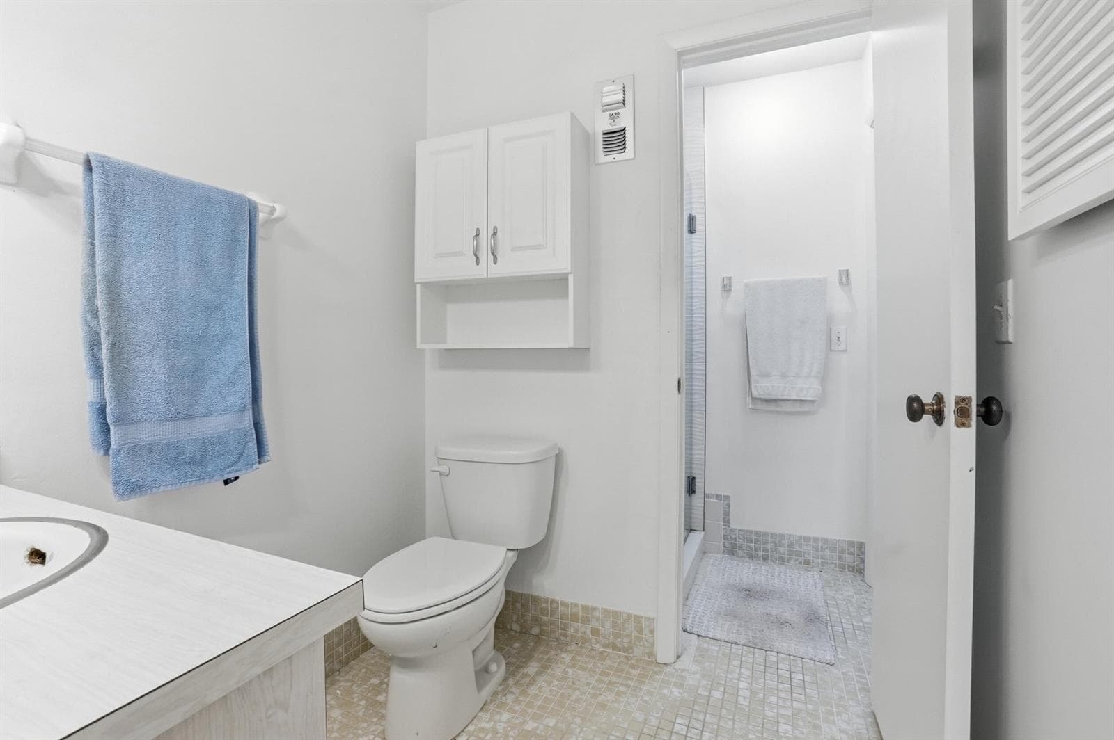 1300 Seaway Drive D6 photo 24