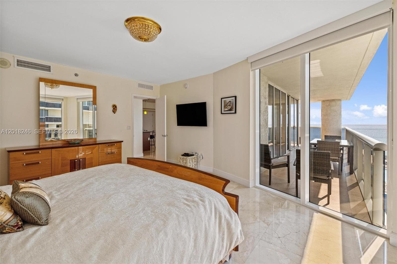 1800 Ocean Dr 1005 photo 17