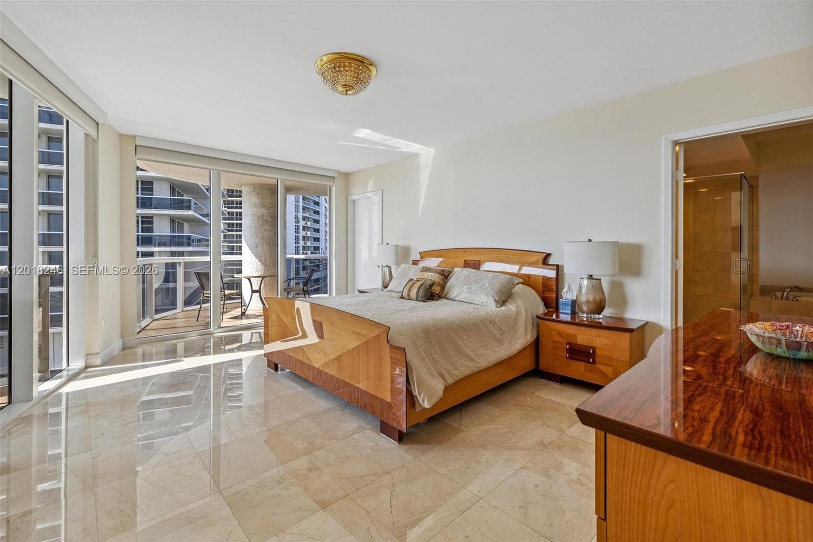 1800 Ocean Dr 1005 photo 16