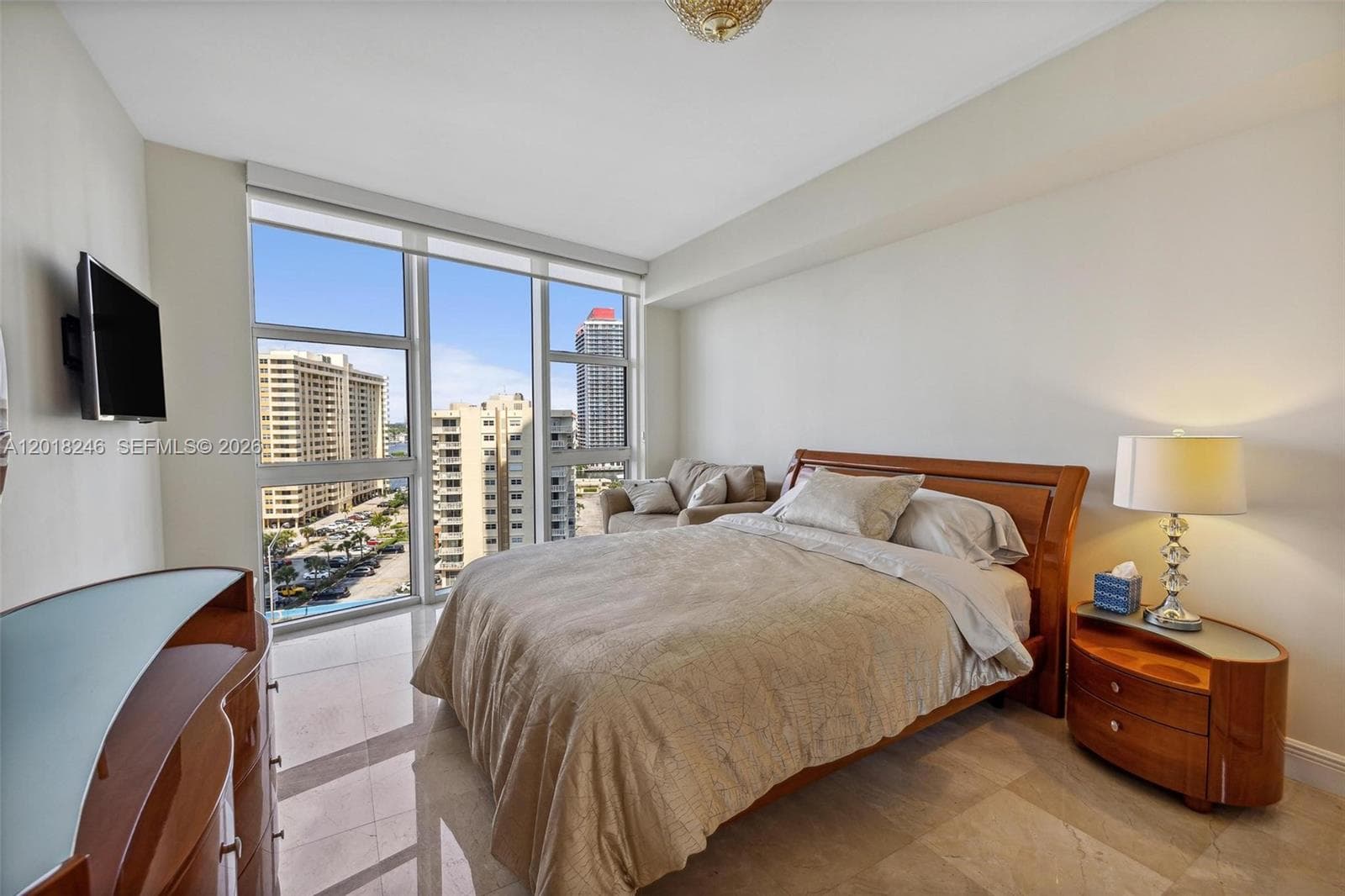 1800 Ocean Dr 1005 photo 21