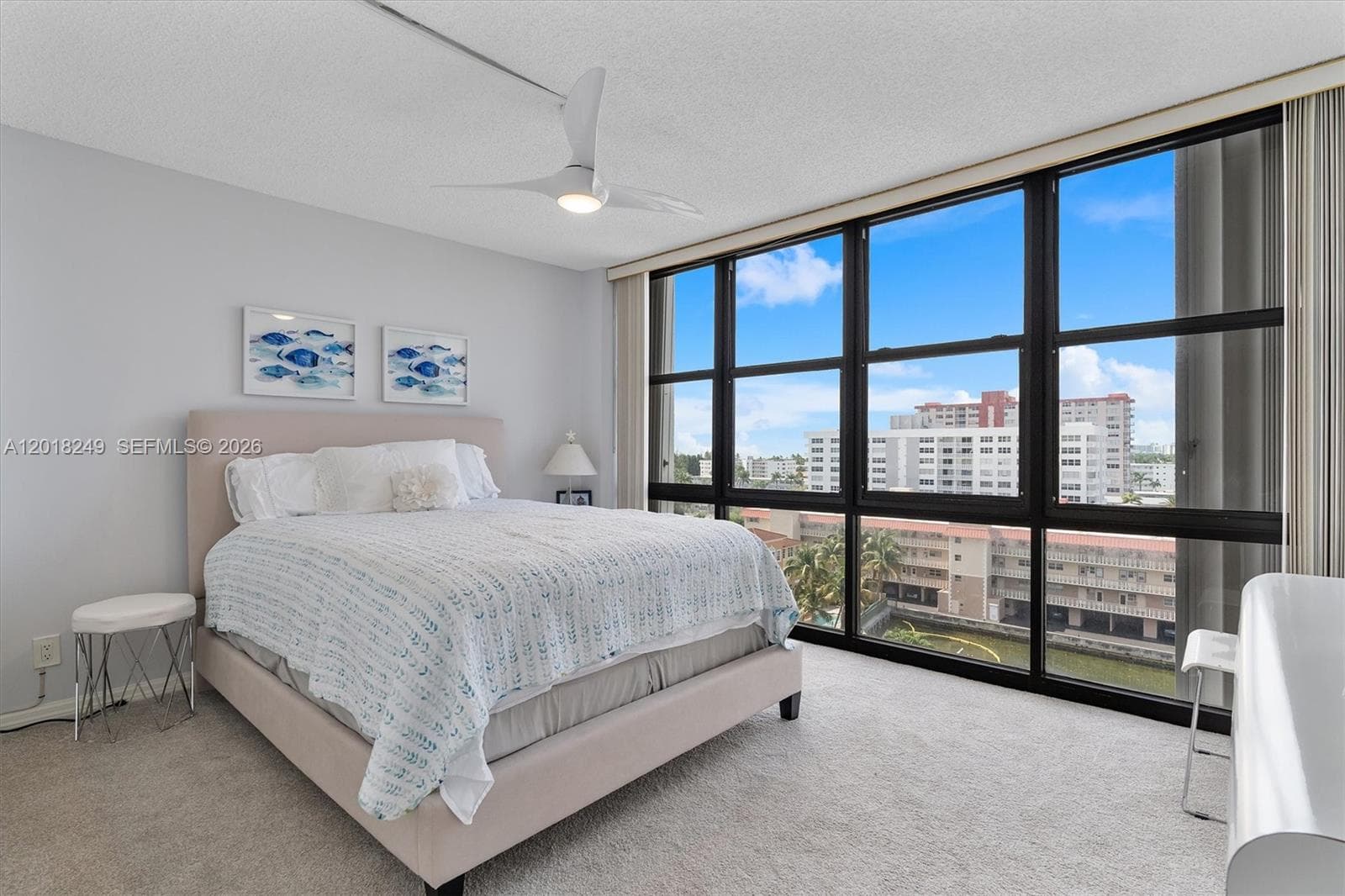 2017 Ocean Dr 910 photo 13