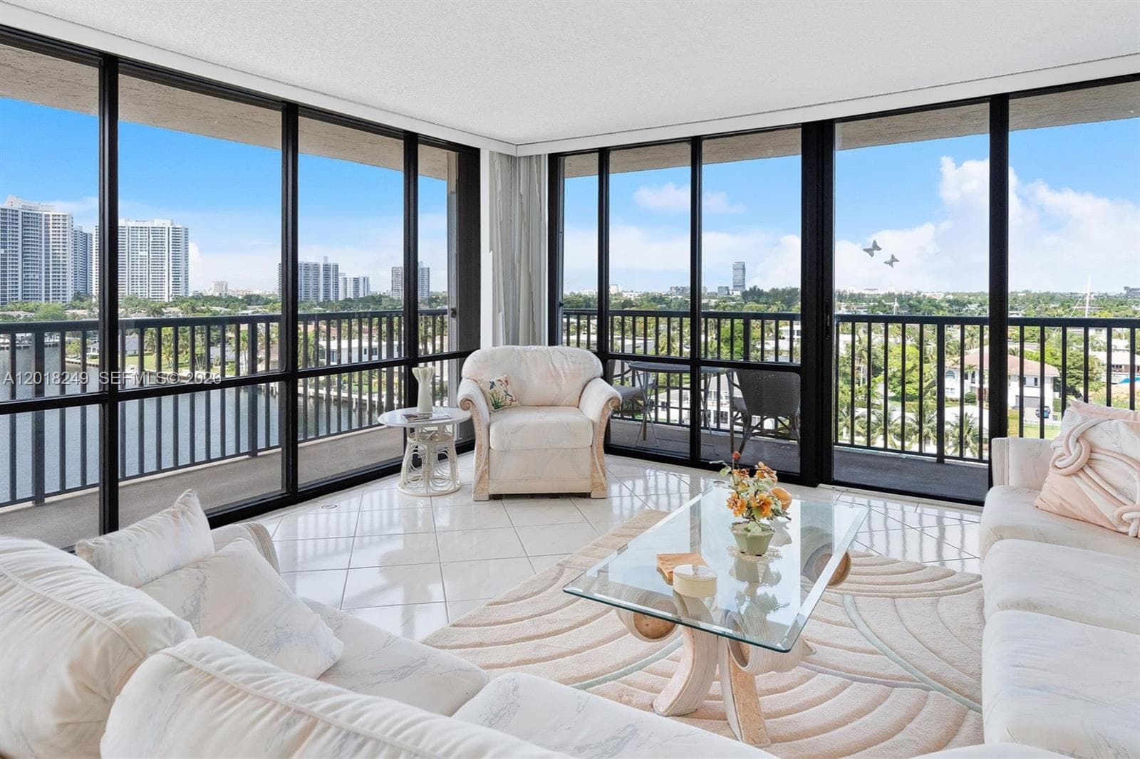 2017 Ocean Dr 910 photo 1