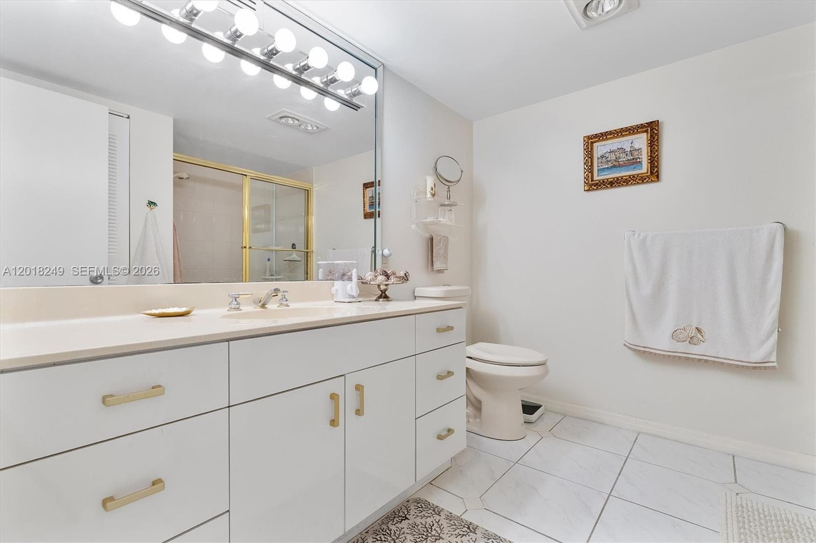 2017 Ocean Dr 910 photo 19