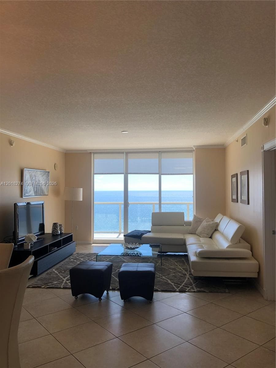16699 Collins Ave 2003 photo 7