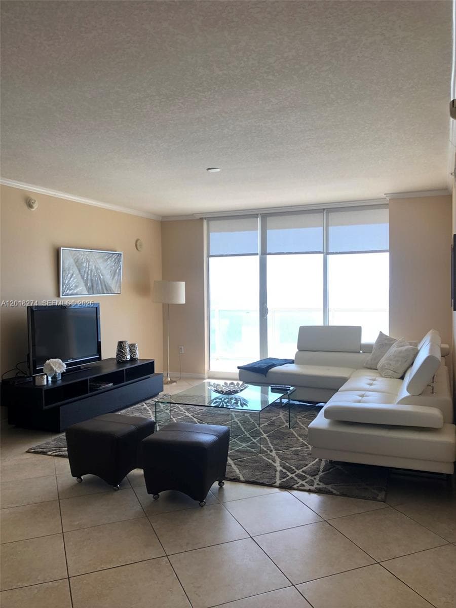 16699 Collins Ave 2003 photo 8