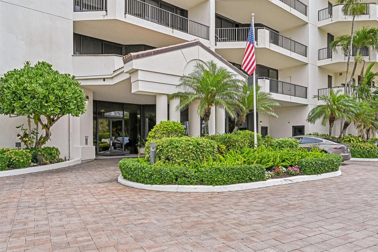 800 Ocean Drive 1105 photo 4