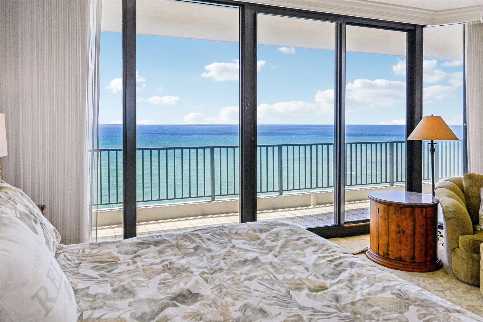 800 Ocean Drive 1105 photo 25