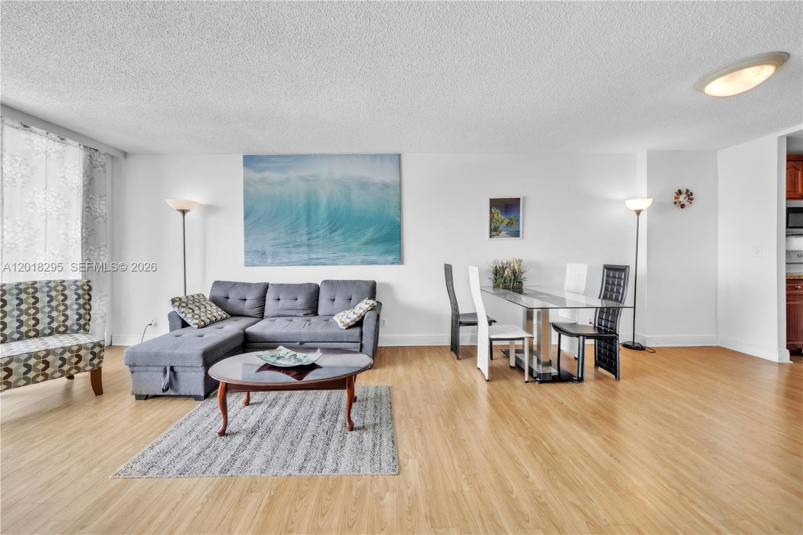 2101 Ocean Dr 1506(AVAILABLE NOW) photo 3