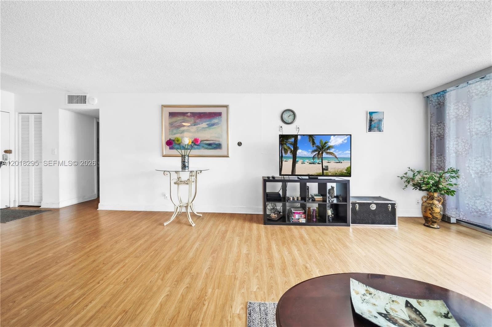 2101 Ocean Dr 1506(AVAILABLE NOW) photo 5