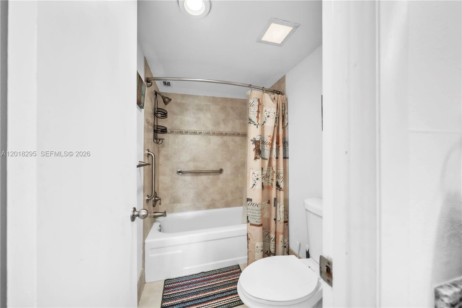 2101 Ocean Dr 1506(AVAILABLE NOW) photo 8