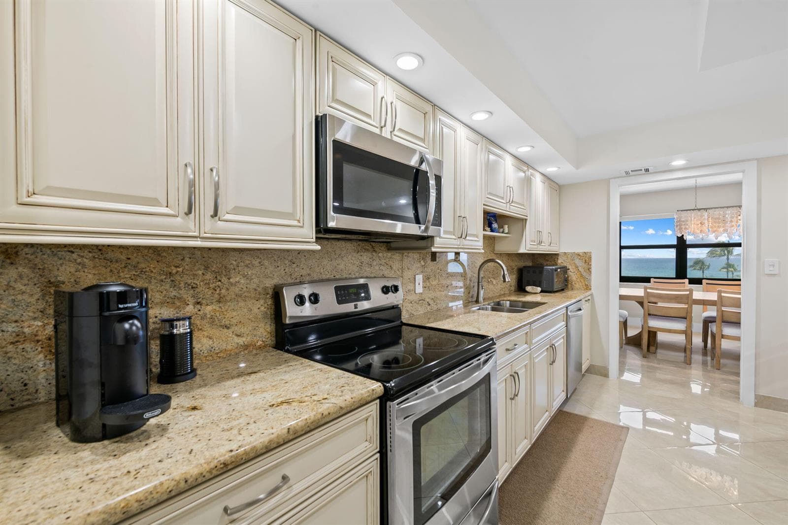 4900 N Ocean 711 photo 4