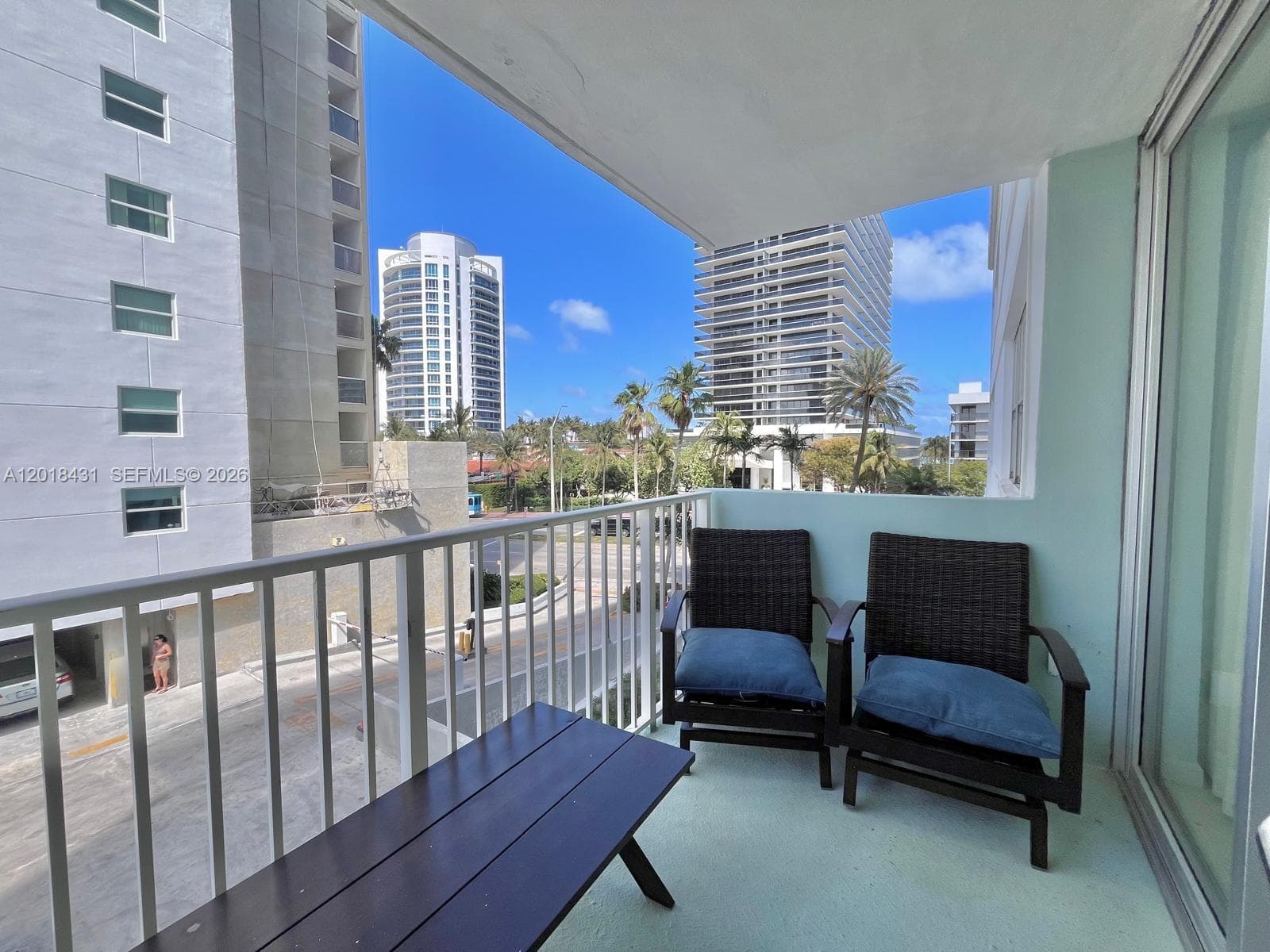 5838 Collins Ave 2D photo 23