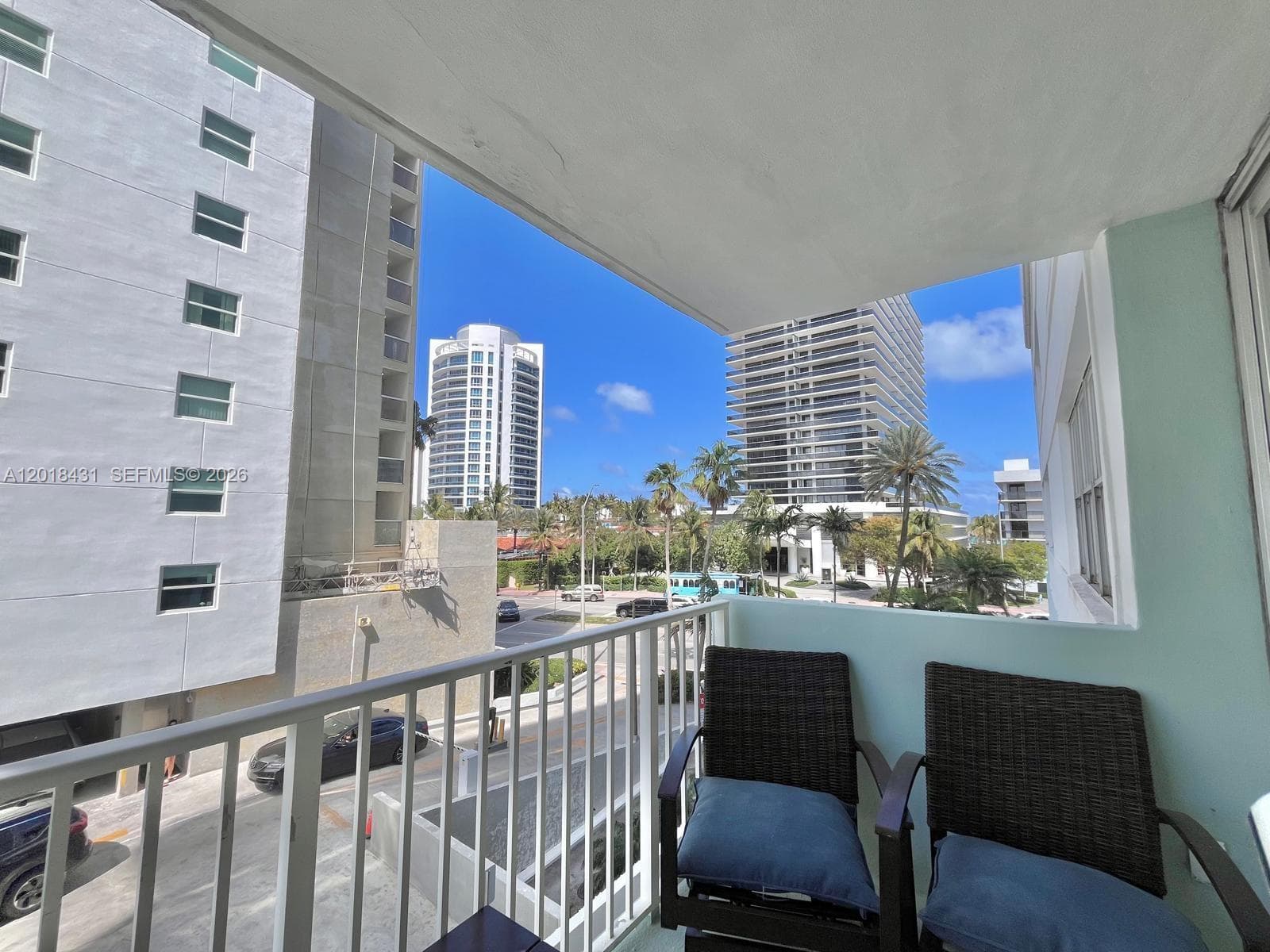 5838 Collins Ave 2D photo 22