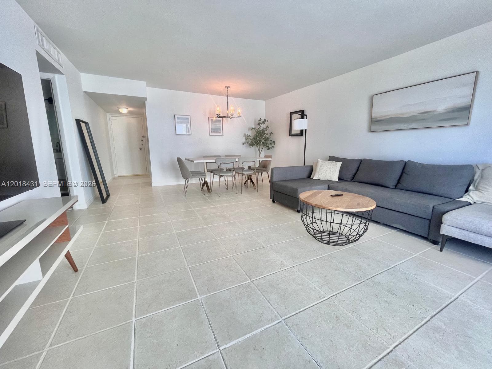 5838 Collins Ave 2D photo 1