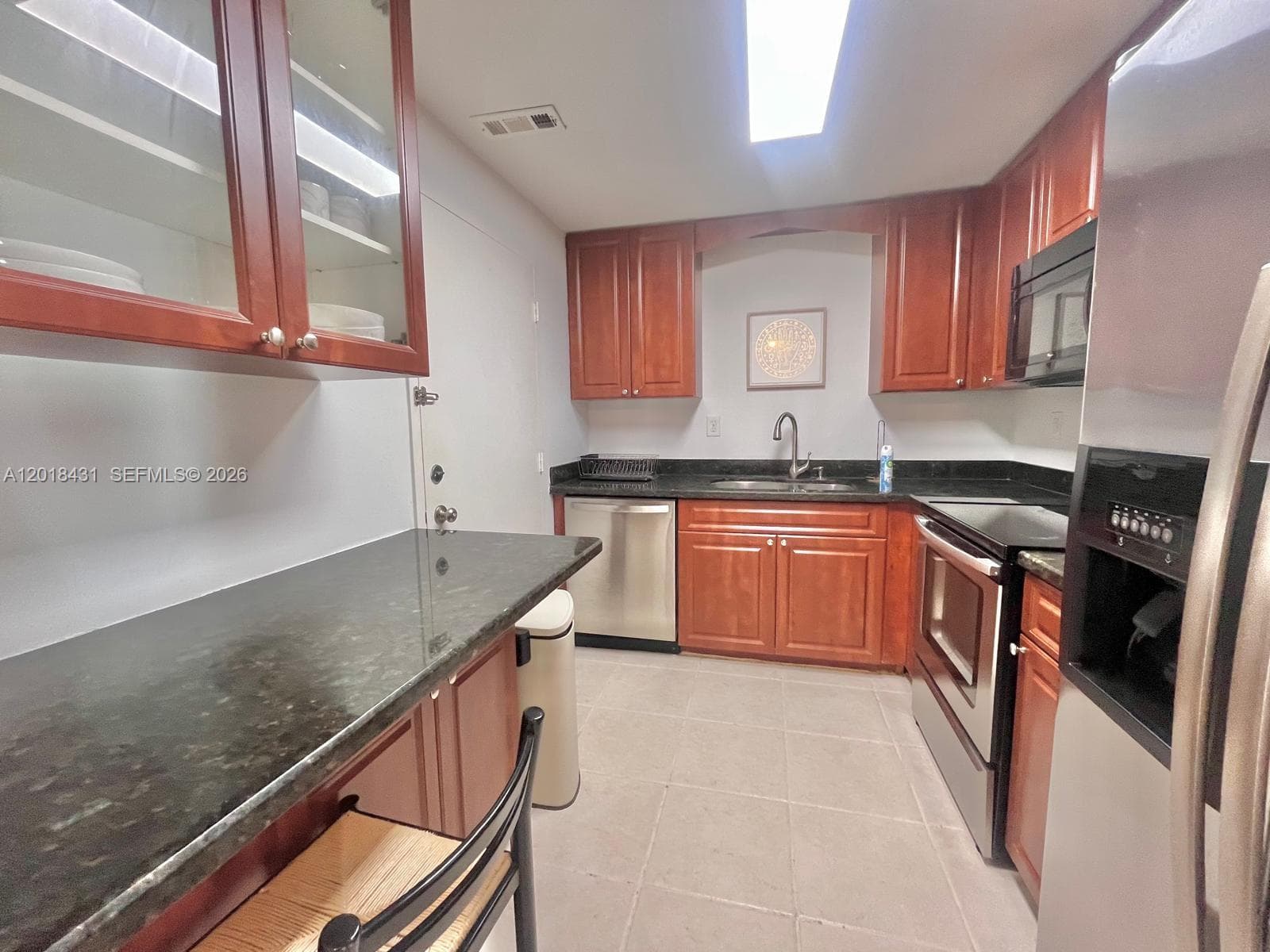 5838 Collins Ave 2D photo 11