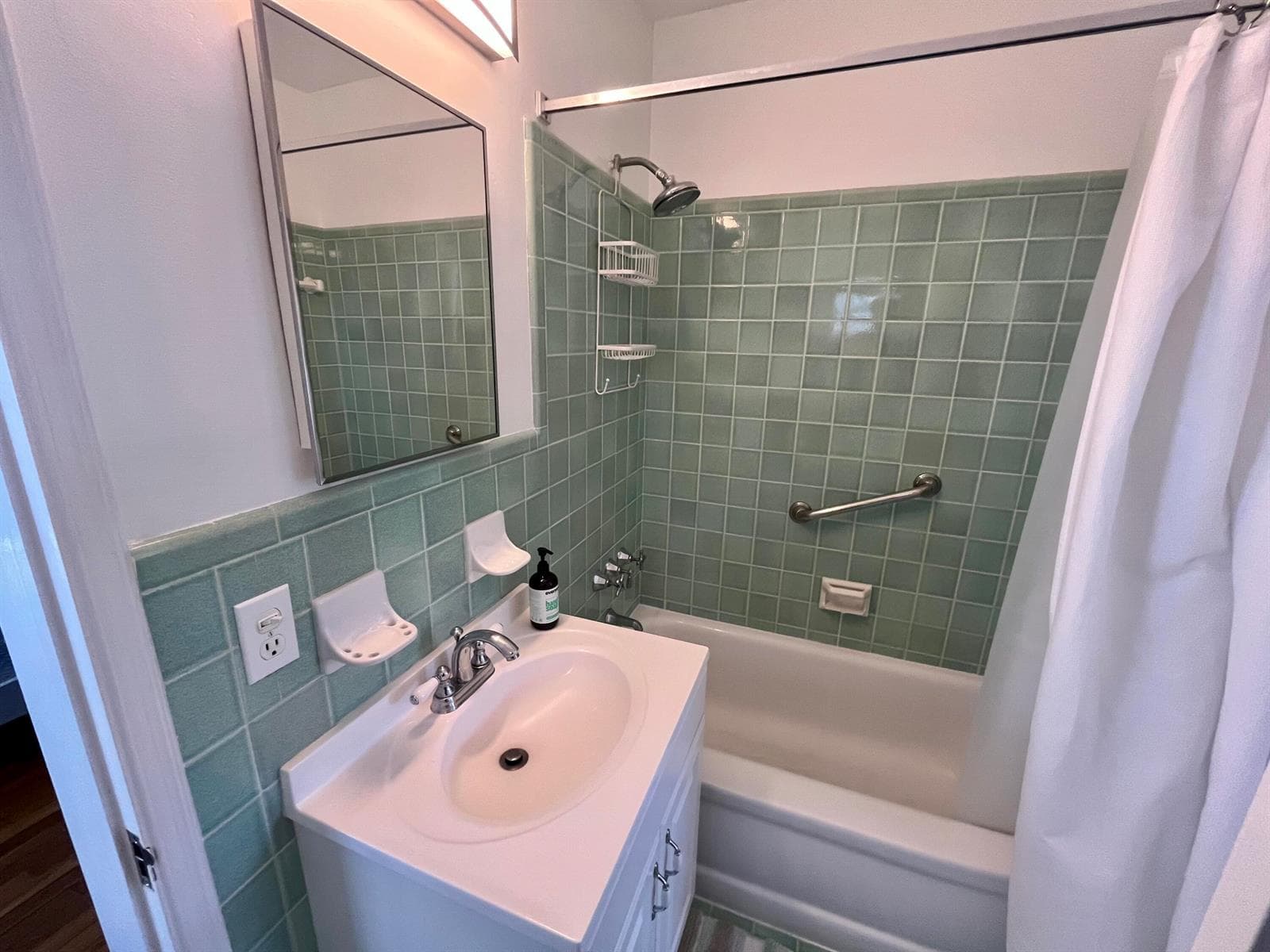 115 Dolphin Road photo 19