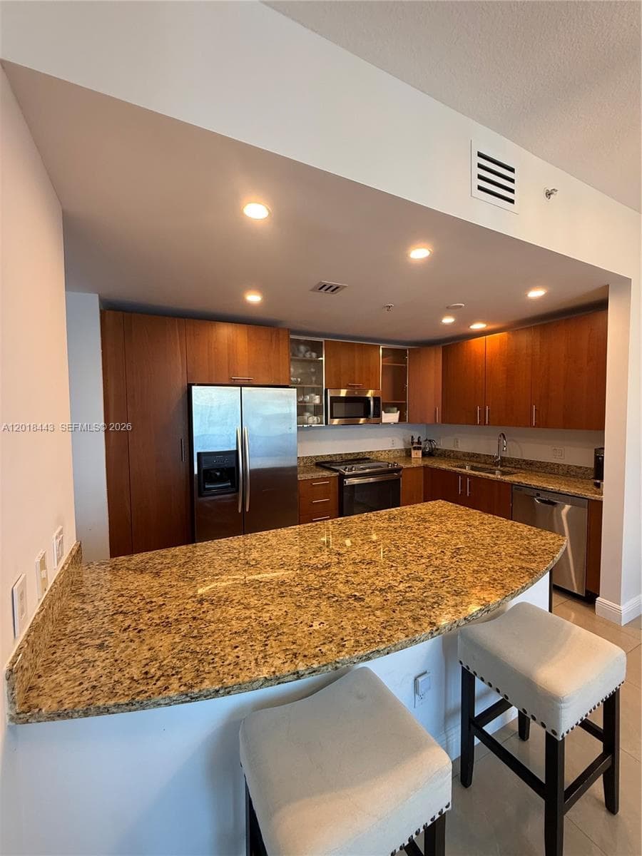 1945 S Ocean Dr 312 photo 6