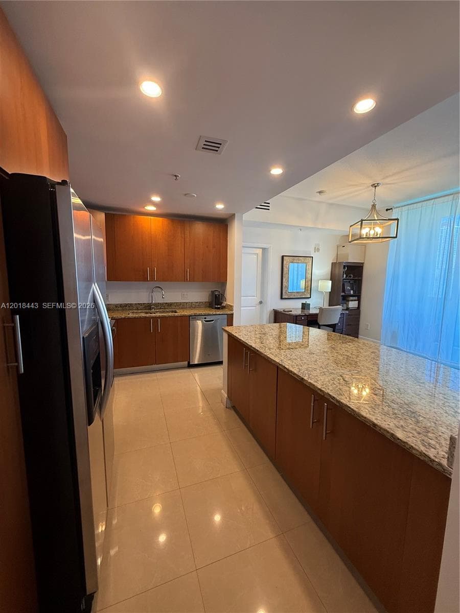 1945 S Ocean Dr 312 photo 5