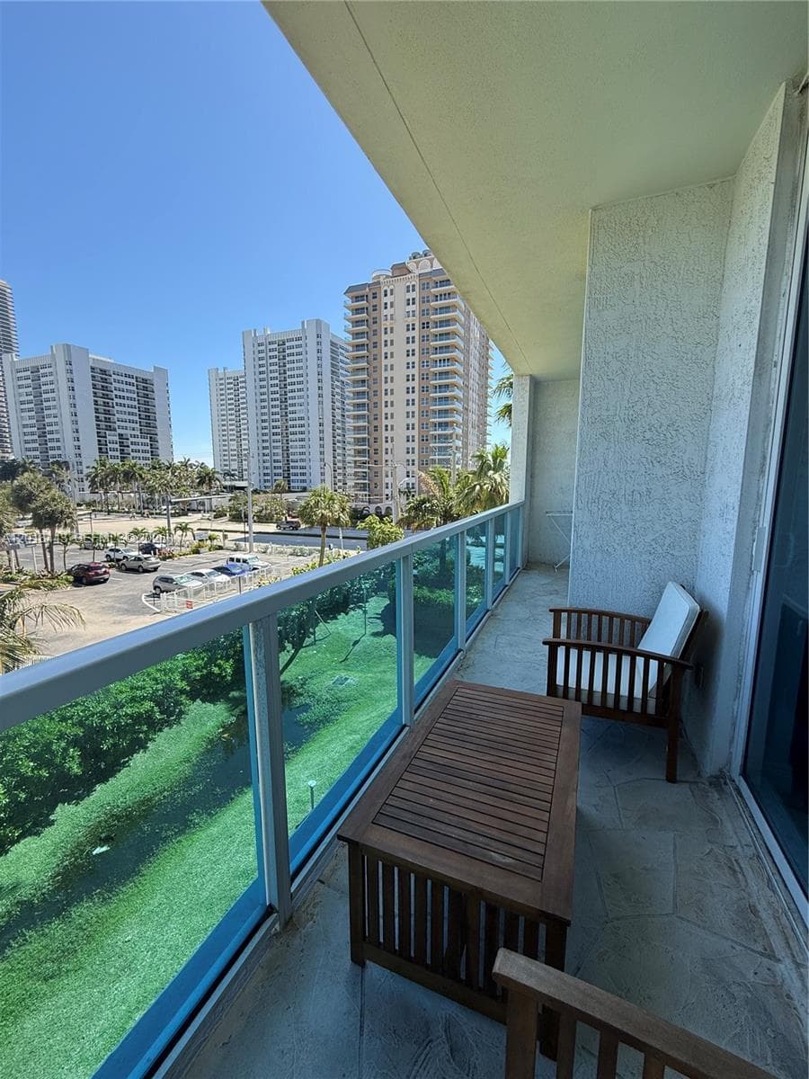 1945 S Ocean Dr 312 photo 18