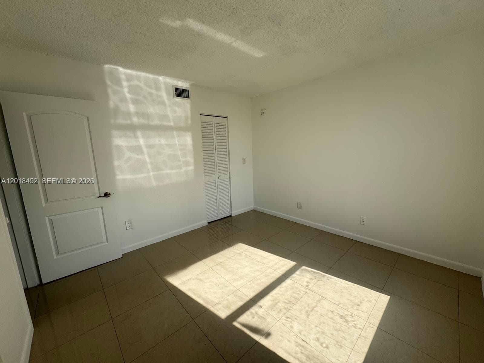 2020 135th St 303 photo 8