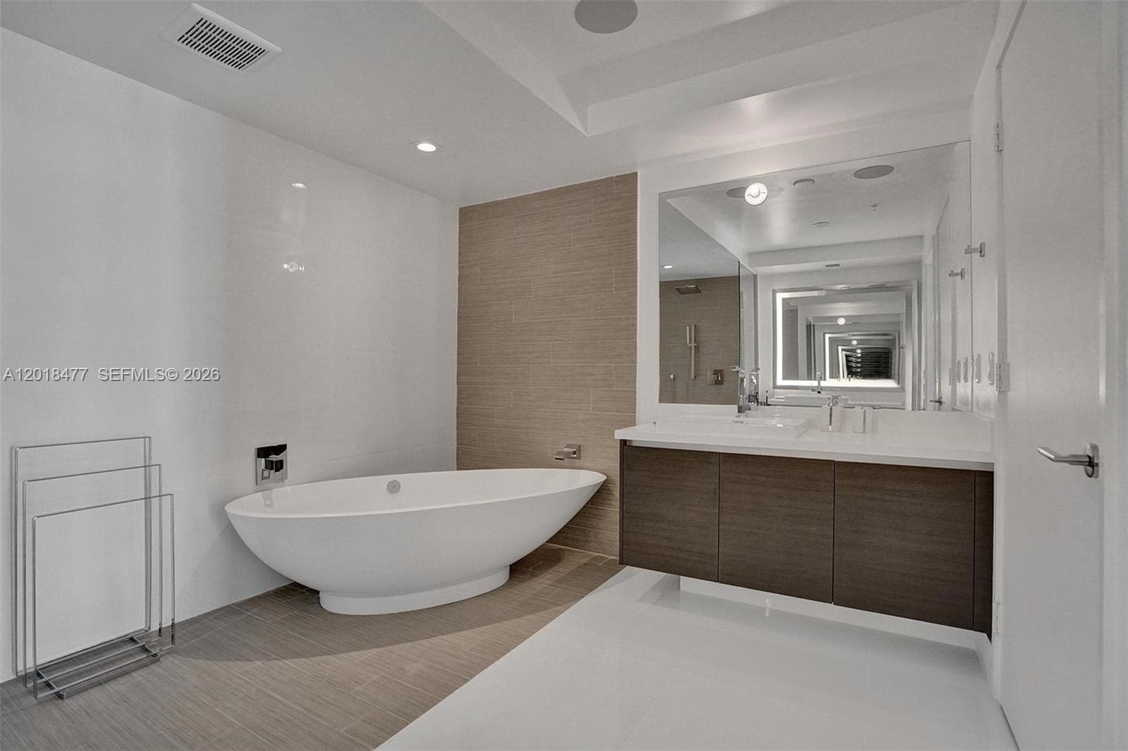 330 Sunny Isles Blvd 5-2207 photo 7