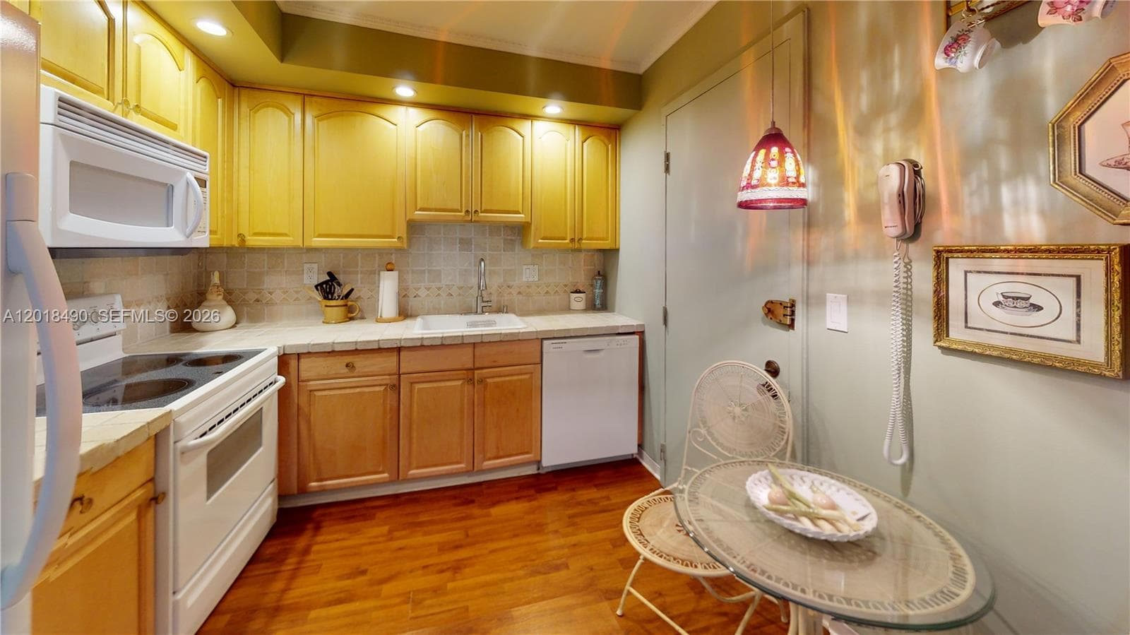 600 Three Islands Blvd 607 photo 15