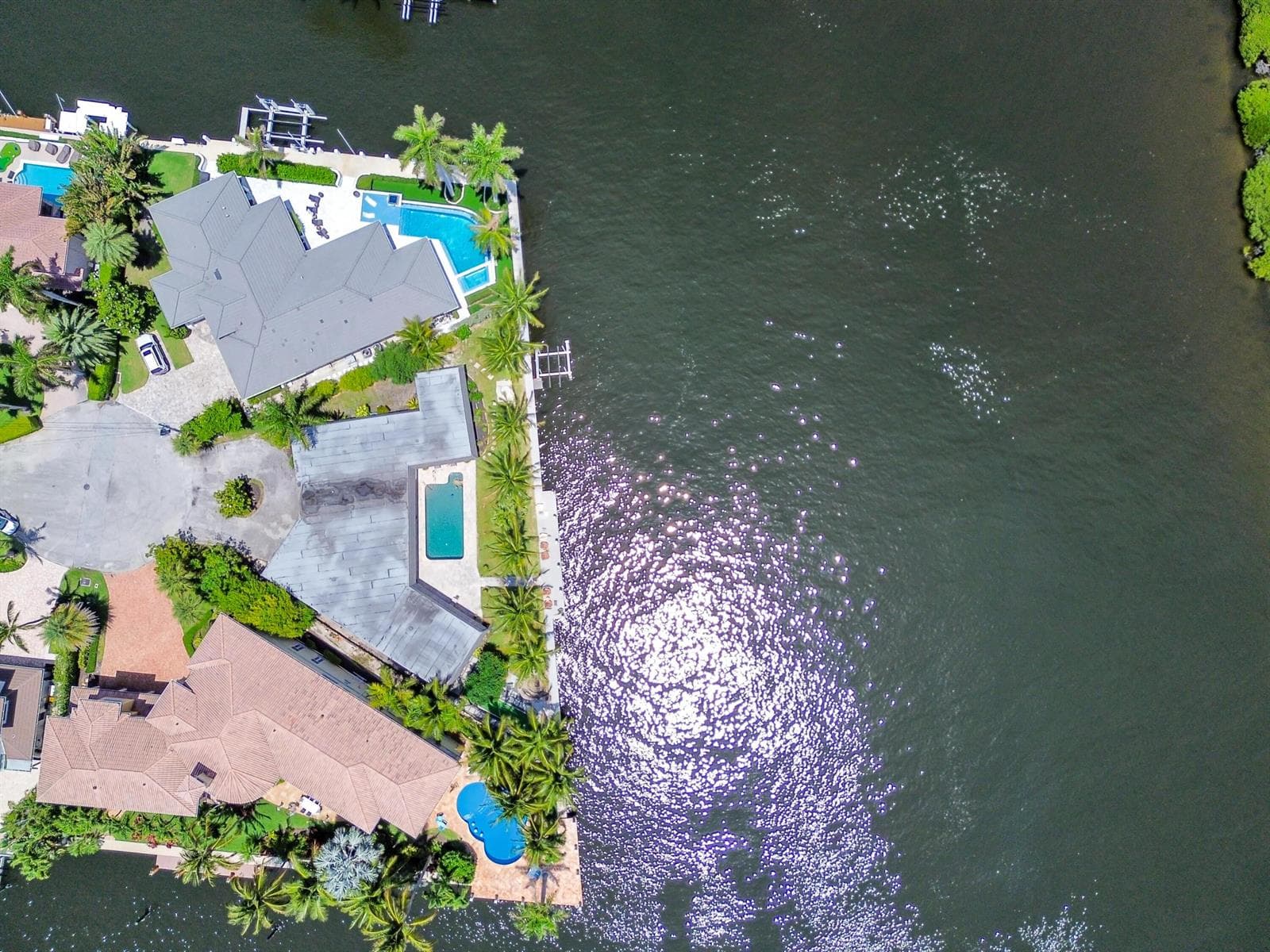 976 Banyan Drive photo 17