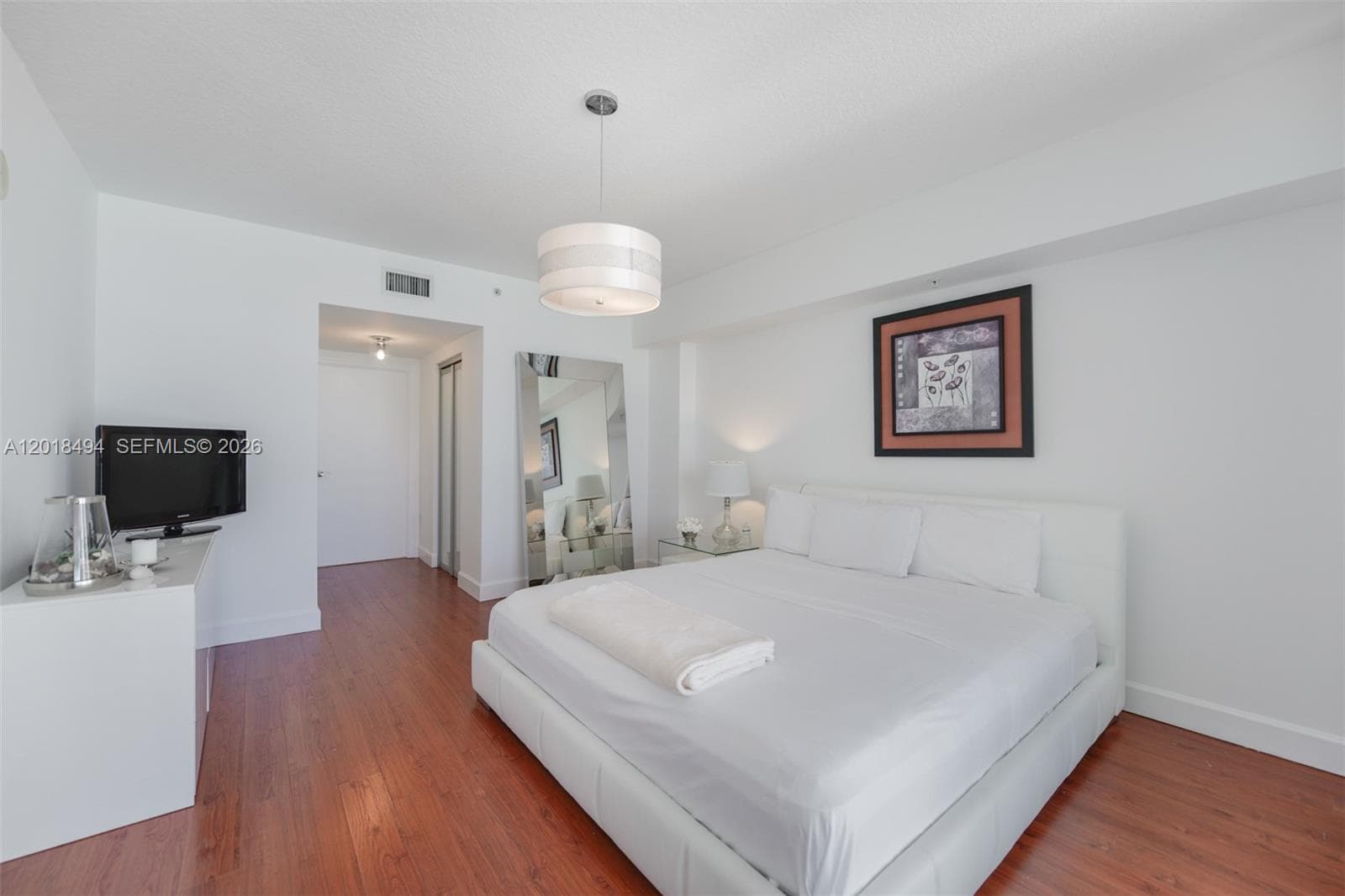 16699 Collins Ave 1804 photo 9