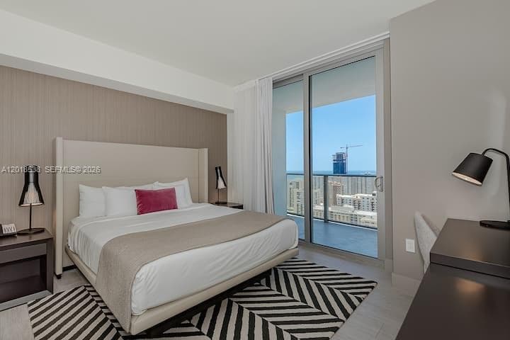 4010 Ocean Dr R2708 photo 17